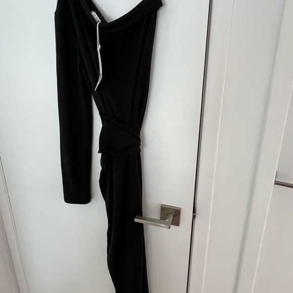 Zara one shoulder long sleeve sweater dress - Picture 3 of 3